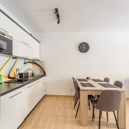 Polanki Z Widokiem Na