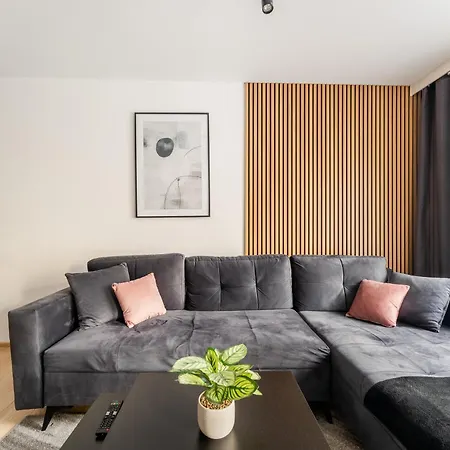 Polanki Z Widokiem Na *