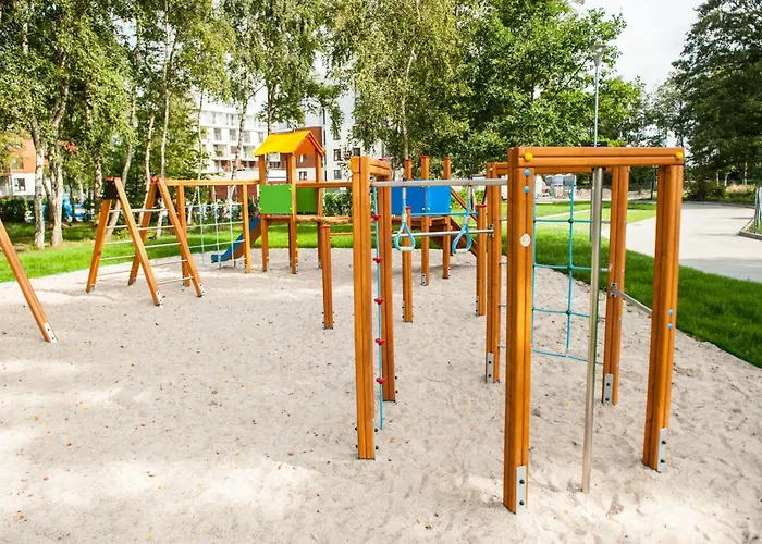 Polanki Z Widokiem Na Kołobrzeg